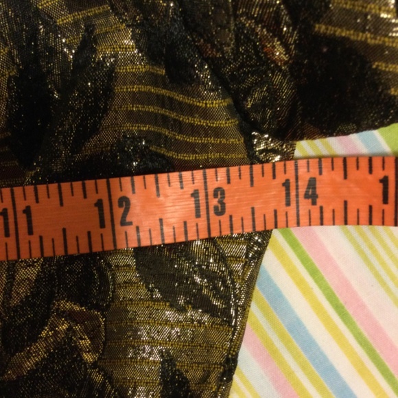 Beautiful Gold and Black Skirt Set - Picture 5 of 14